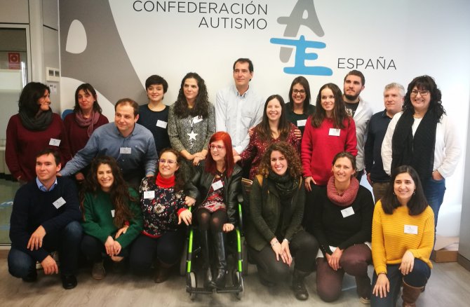 Participamos en el proyecto Aulas TIC de Autismo España 2018